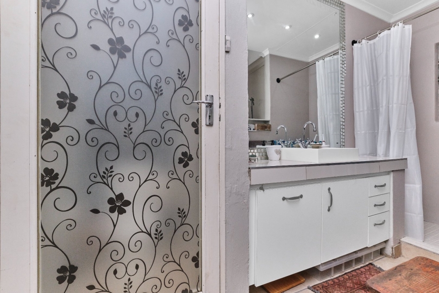  Bedroom Property for Sale in Franklin Roosevelt Park Gauteng