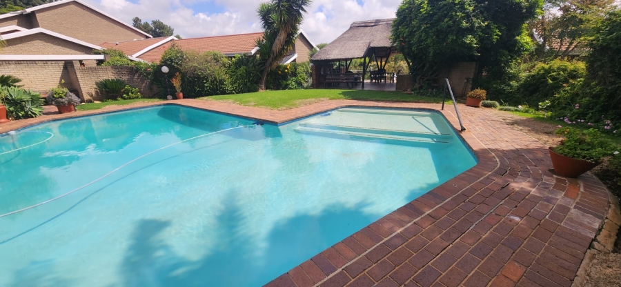 3 Bedroom Property for Sale in Bedford Park Gauteng