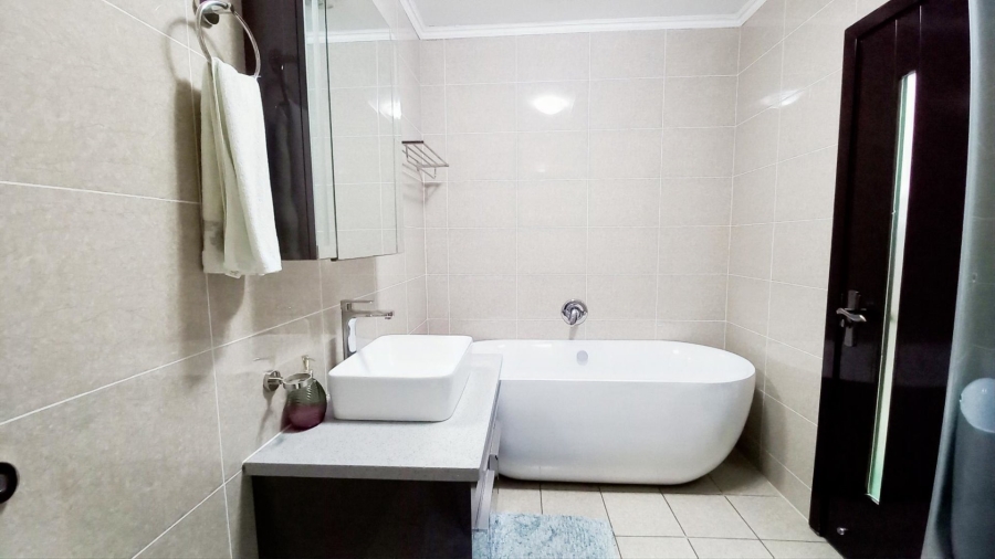 2 Bedroom Property for Sale in Carlswald Gauteng