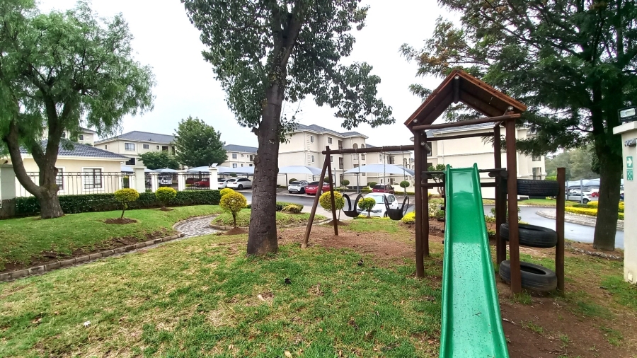 2 Bedroom Property for Sale in Carlswald Gauteng