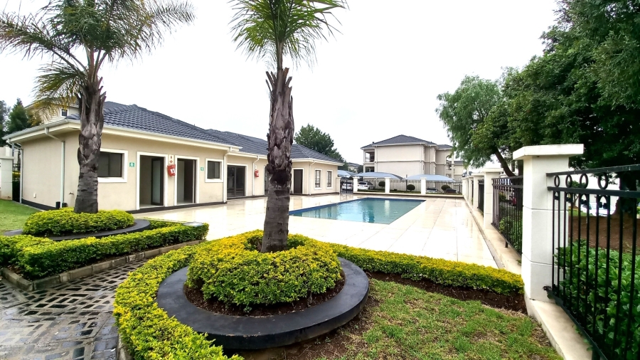 2 Bedroom Property for Sale in Carlswald Gauteng