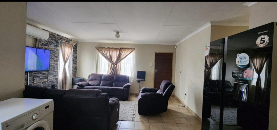 3 Bedroom Property for Sale in Sky City Gauteng