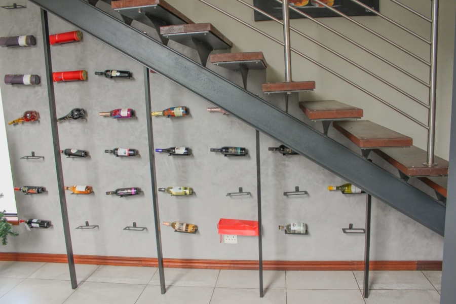 3 Bedroom Property for Sale in Midstream Ridge Gauteng