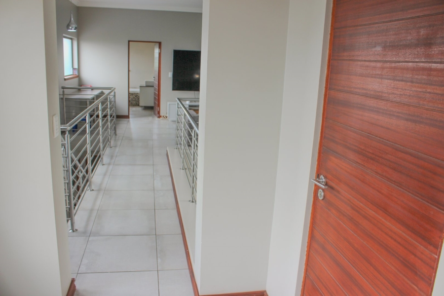 3 Bedroom Property for Sale in Midstream Ridge Gauteng
