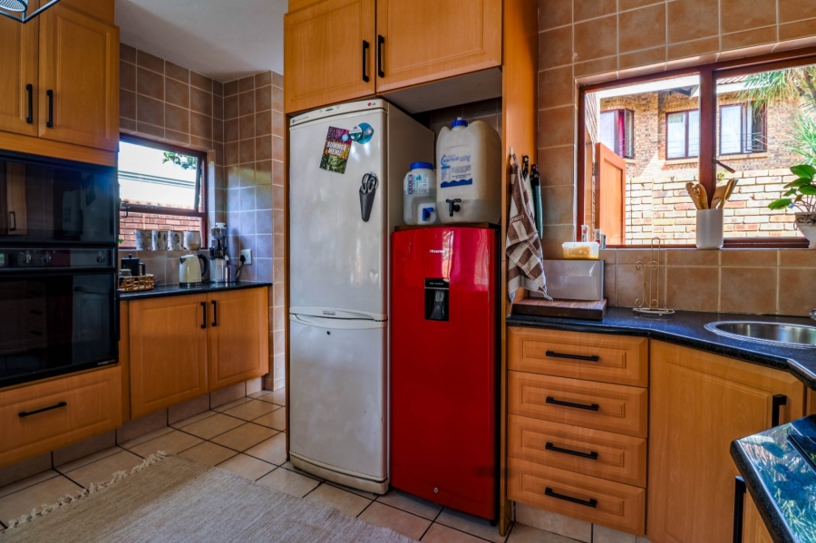 4 Bedroom Property for Sale in Silver Lakes Gauteng