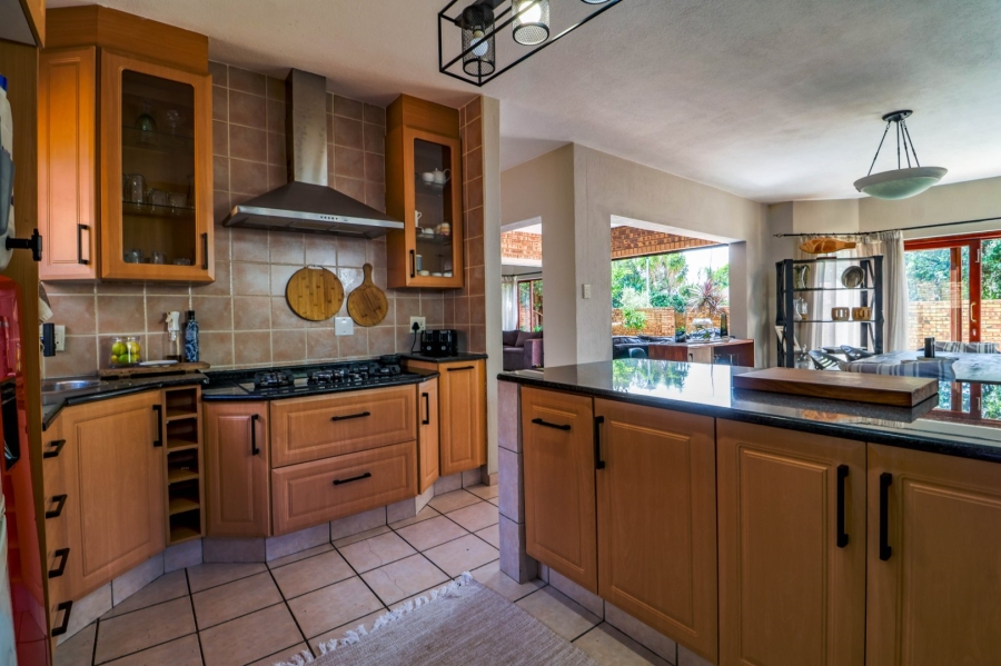 4 Bedroom Property for Sale in Silver Lakes Gauteng