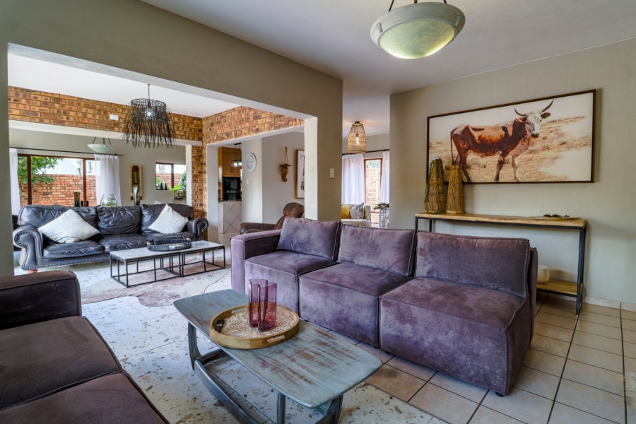 4 Bedroom Property for Sale in Silver Lakes Gauteng