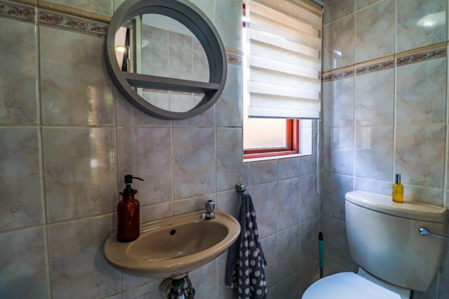 4 Bedroom Property for Sale in Silver Lakes Gauteng