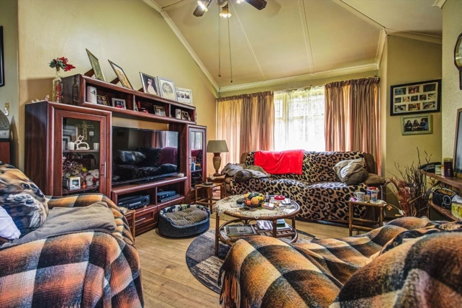 3 Bedroom Property for Sale in Bonaero Park Gauteng