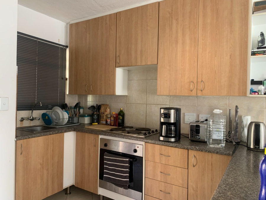 To Let 1 Bedroom Property for Rent in Sagewood Gauteng