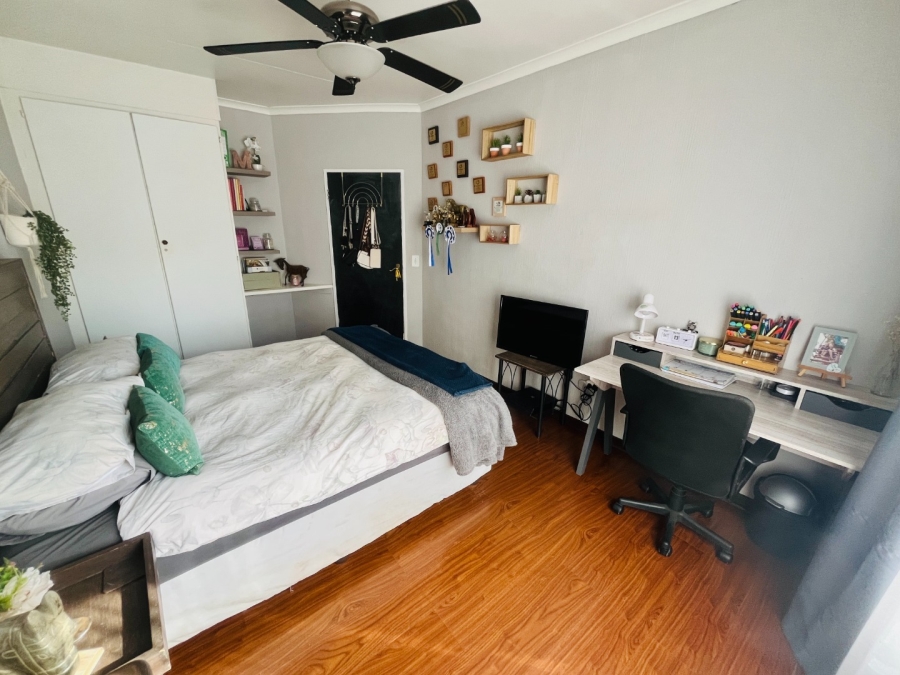 4 Bedroom Property for Sale in Meyersdal Gauteng