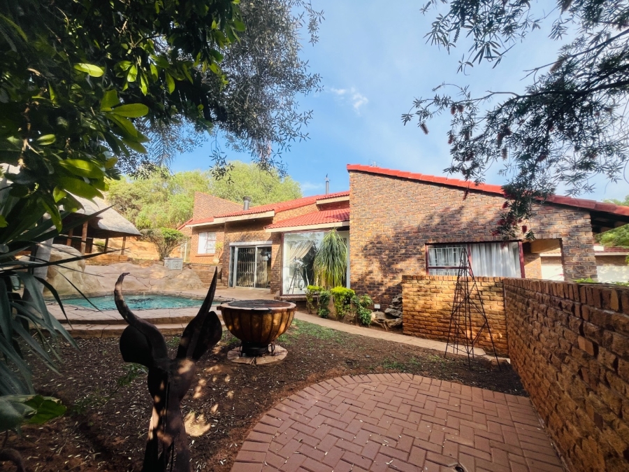 4 Bedroom Property for Sale in Meyersdal Gauteng