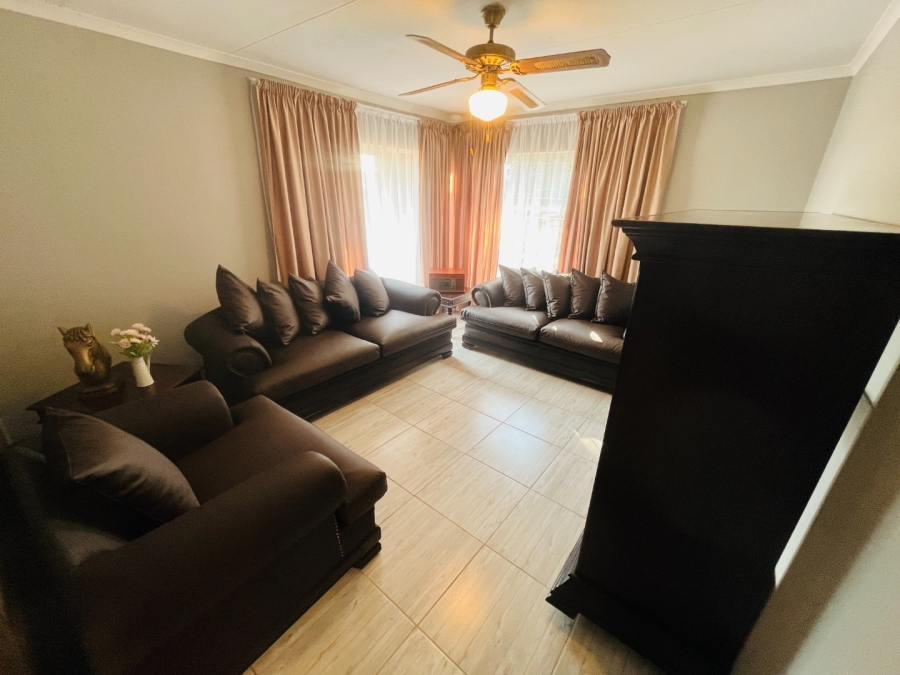 4 Bedroom Property for Sale in Meyersdal Gauteng