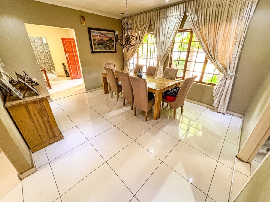 7 Bedroom Property for Sale in Brackenhurst Gauteng