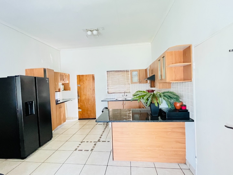 2 Bedroom Property for Sale in Magaliesberg Country Estate Gauteng
