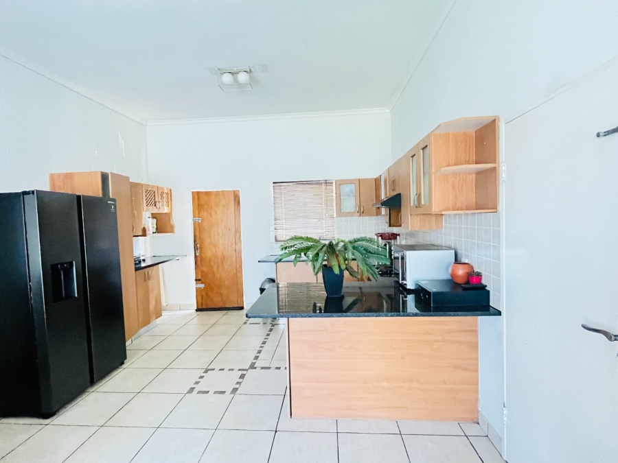 2 Bedroom Property for Sale in Magaliesberg Country Estate Gauteng