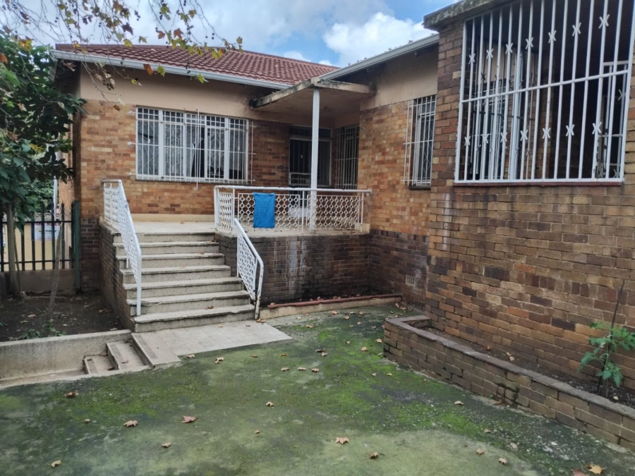4 Bedroom Property for Sale in Bezuidenhout Valley Gauteng