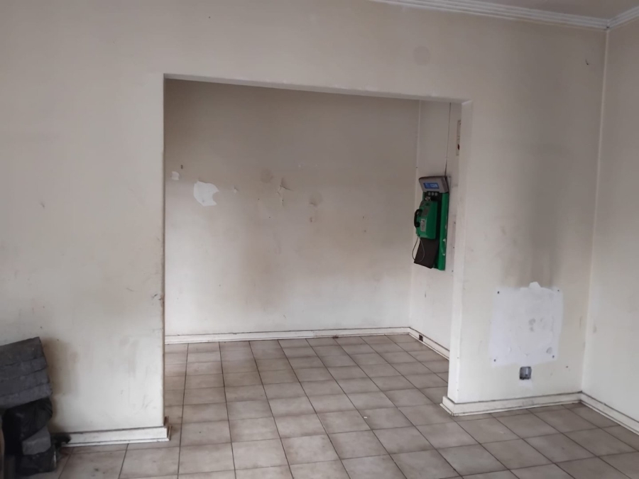 4 Bedroom Property for Sale in Bezuidenhout Valley Gauteng