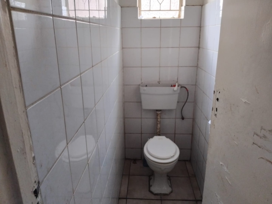 4 Bedroom Property for Sale in Bezuidenhout Valley Gauteng