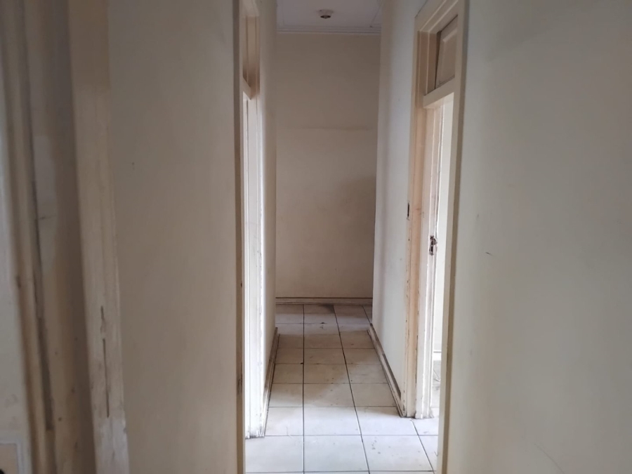 7 Bedroom Property for Sale in Bezuidenhout Valley Gauteng