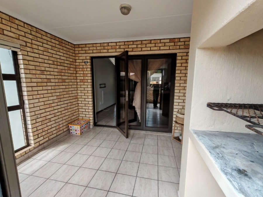 3 Bedroom Property for Sale in Restonvale A H Gauteng