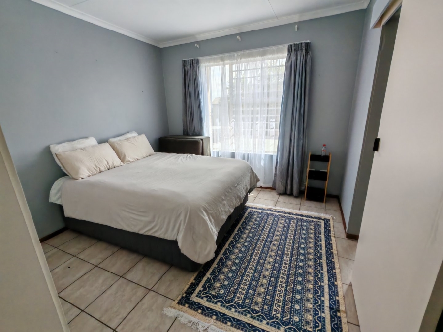 3 Bedroom Property for Sale in Restonvale A H Gauteng