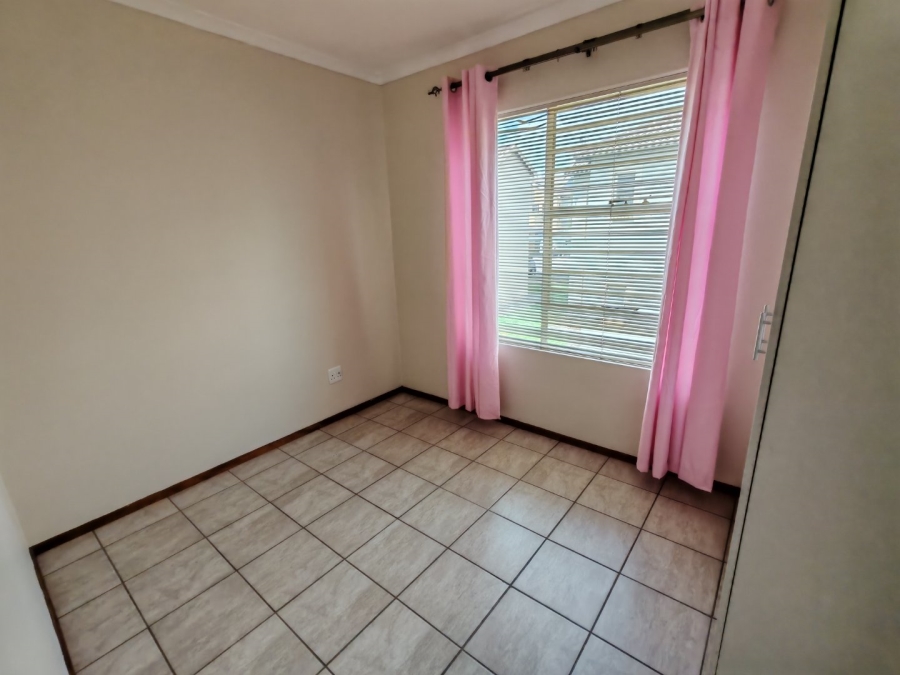 3 Bedroom Property for Sale in Restonvale A H Gauteng
