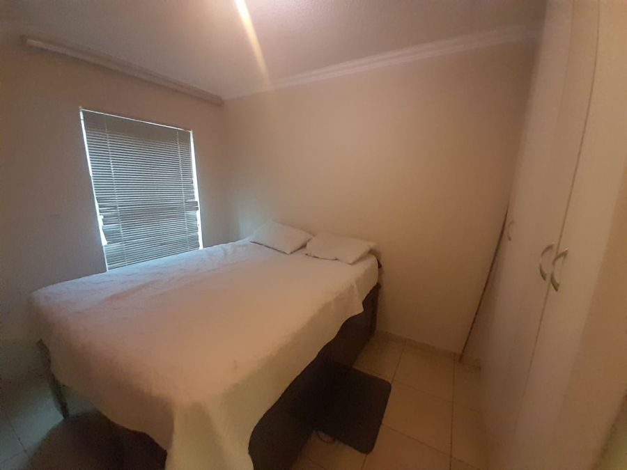 To Let 1 Bedroom Property for Rent in Ormonde View Gauteng