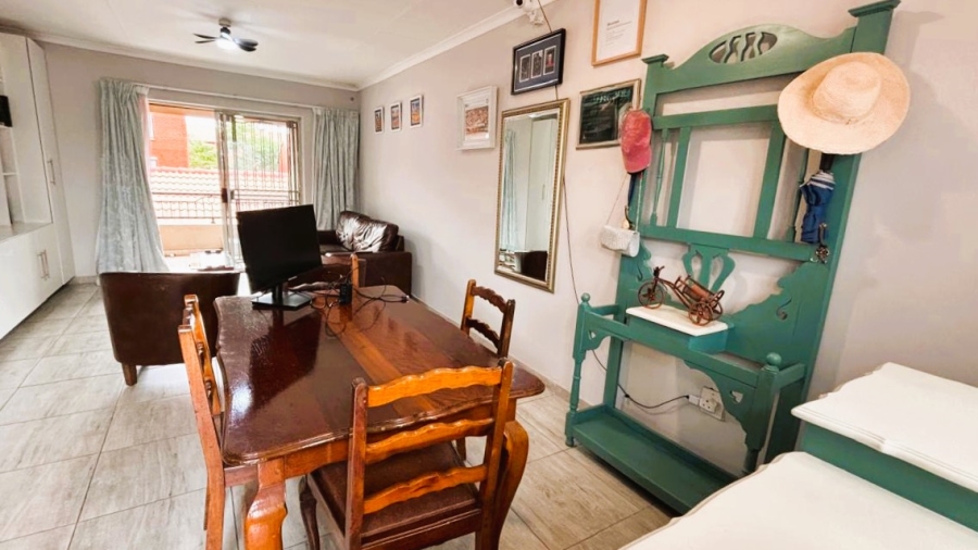  Bedroom Property for Sale in Eco Park Gauteng