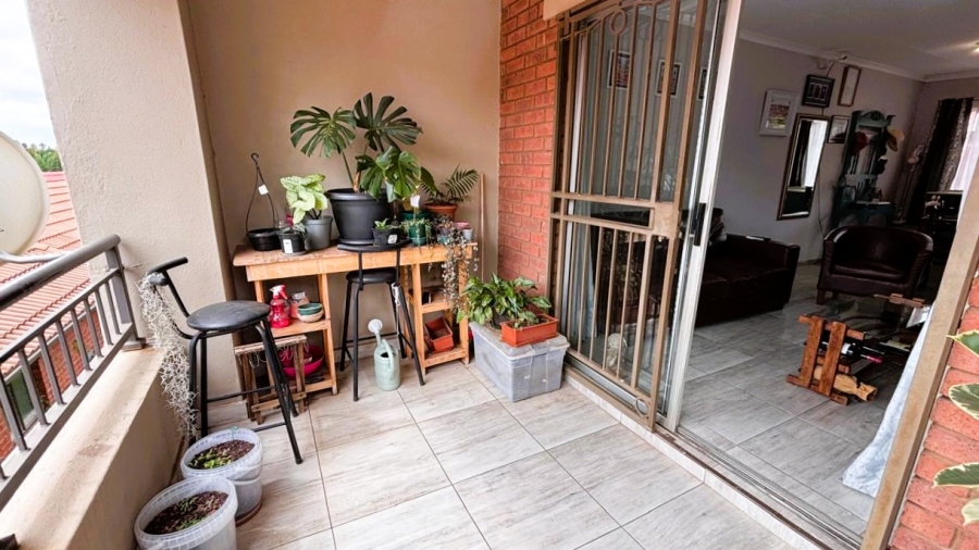  Bedroom Property for Sale in Eco Park Gauteng