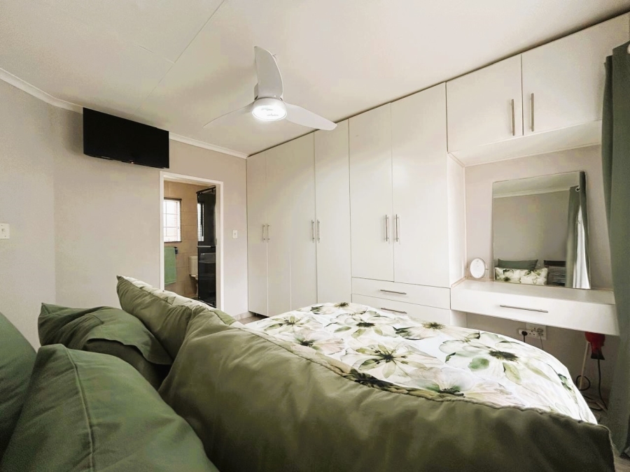  Bedroom Property for Sale in Eco Park Gauteng