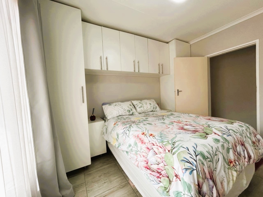  Bedroom Property for Sale in Eco Park Gauteng