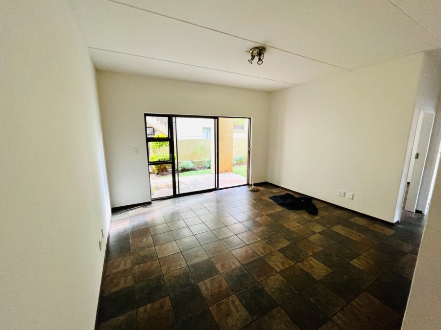 2 Bedroom Property for Sale in Lonehill Gauteng