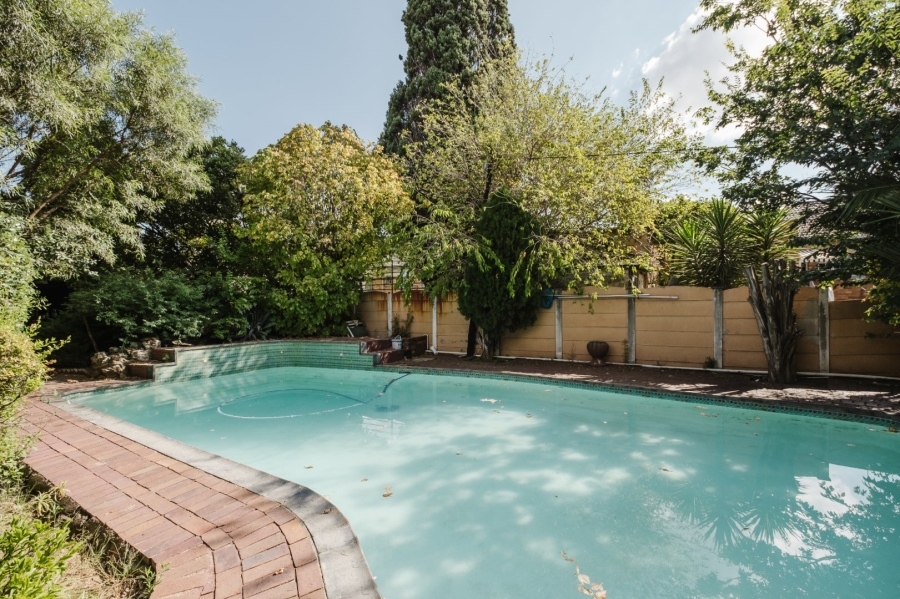 4 Bedroom Property for Sale in Chrisville Gauteng