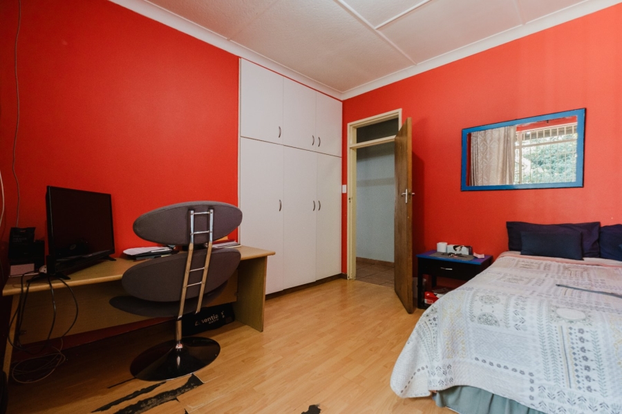 4 Bedroom Property for Sale in Chrisville Gauteng