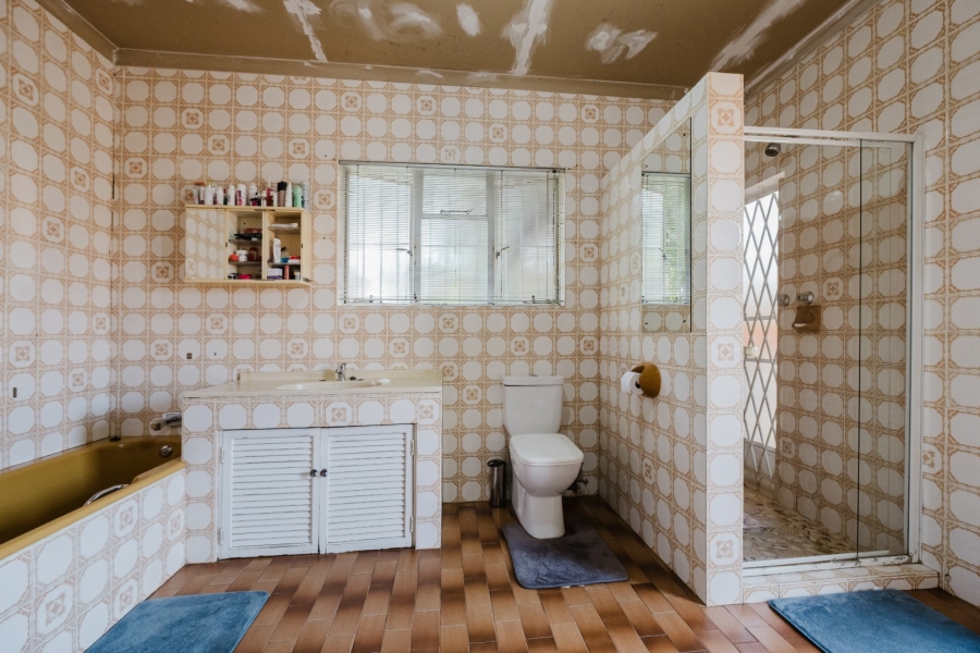 4 Bedroom Property for Sale in Chrisville Gauteng