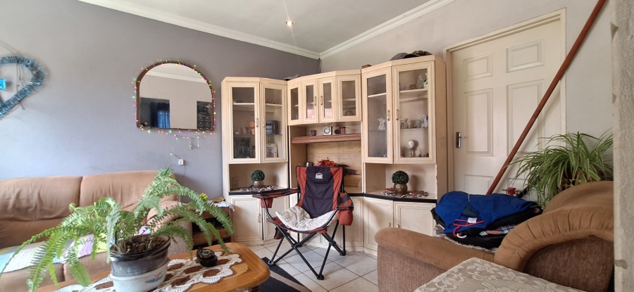 5 Bedroom Property for Sale in Rothdene Gauteng