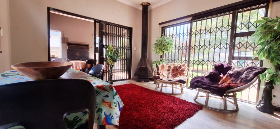 5 Bedroom Property for Sale in Rothdene Gauteng