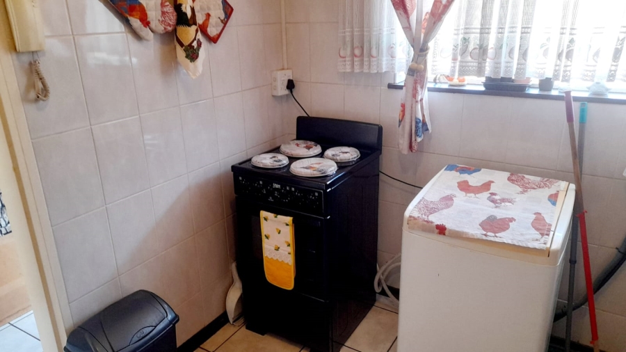 2 Bedroom Property for Sale in Vanderbijlpark CW 3 Gauteng