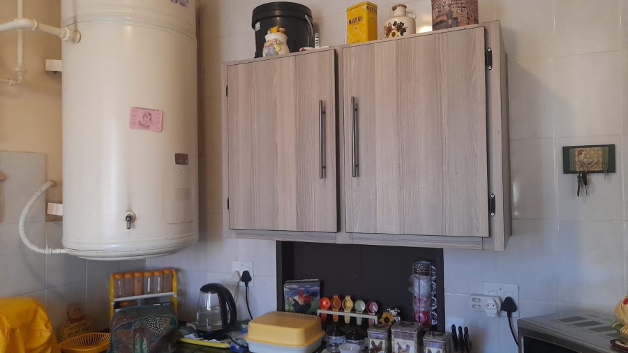 2 Bedroom Property for Sale in Vanderbijlpark CW 3 Gauteng