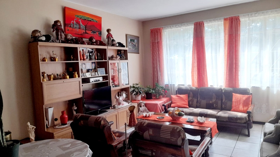 2 Bedroom Property for Sale in Vanderbijlpark CW 3 Gauteng