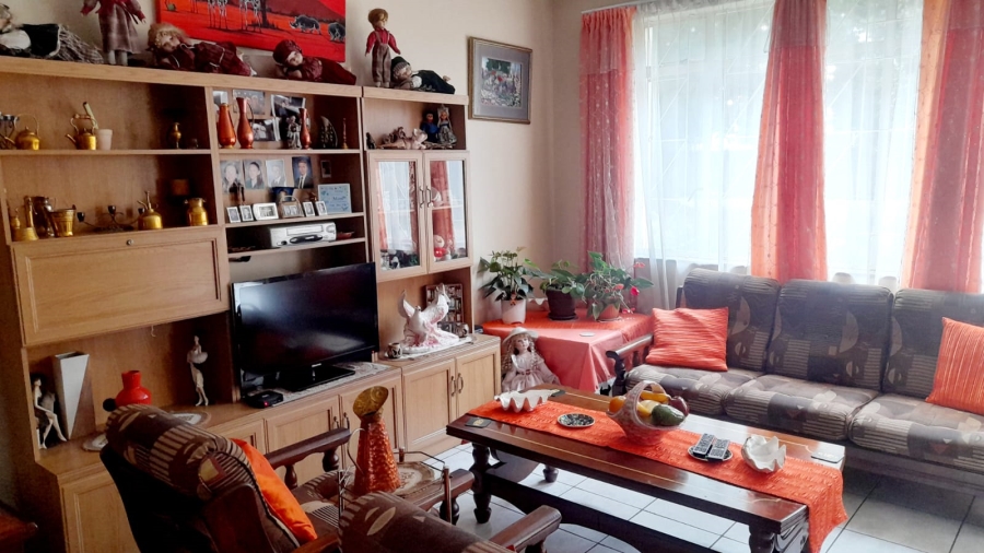 2 Bedroom Property for Sale in Vanderbijlpark CW 3 Gauteng