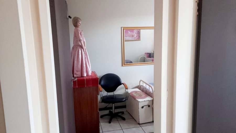 2 Bedroom Property for Sale in Vanderbijlpark CW 3 Gauteng