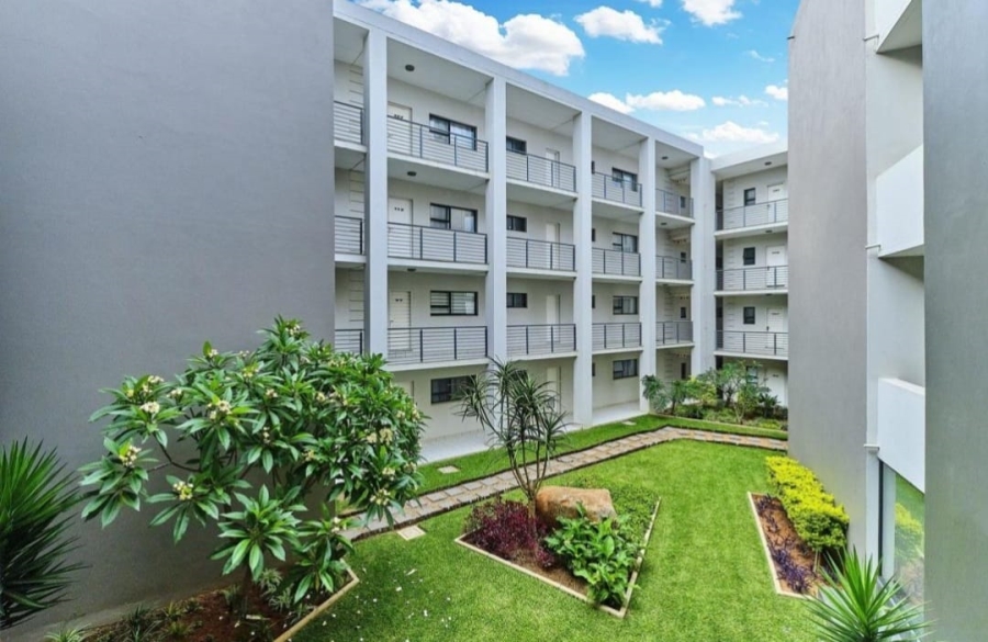 To Let 2 Bedroom Property for Rent in North Riding Gauteng