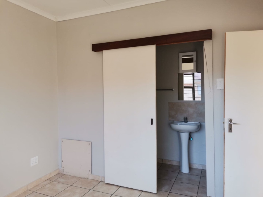 To Let 2 Bedroom Property for Rent in Boksburg East Gauteng