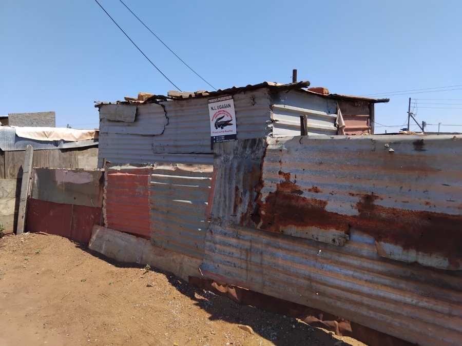  Bedroom Property for Sale in Duduza Gauteng