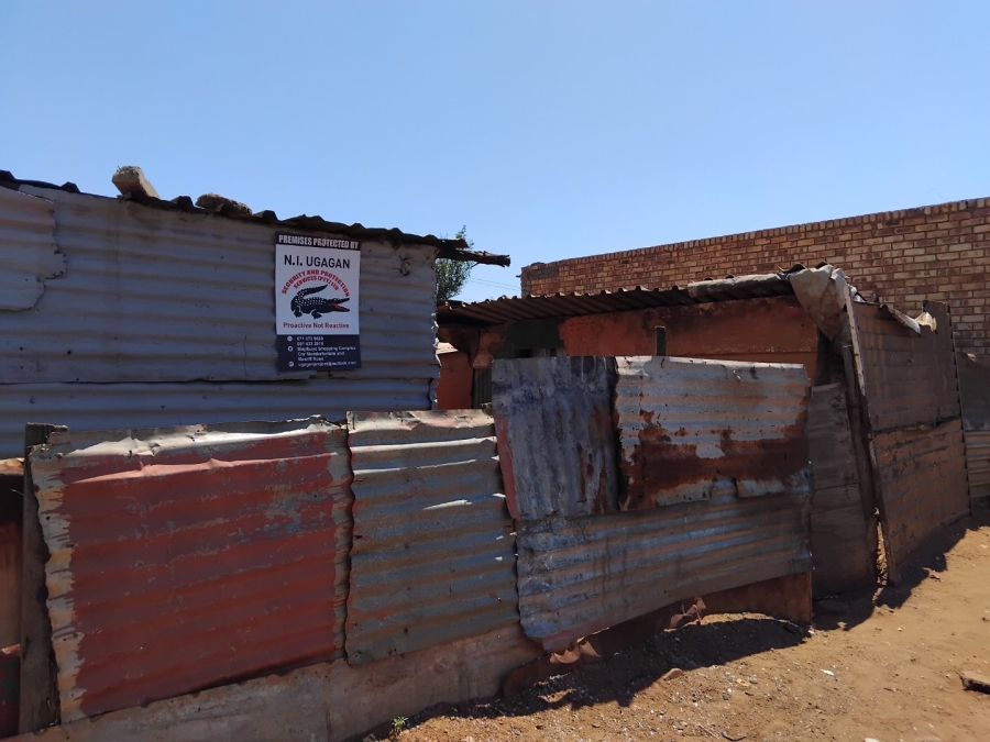  Bedroom Property for Sale in Duduza Gauteng