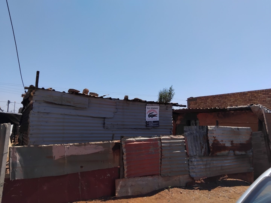  Bedroom Property for Sale in Duduza Gauteng