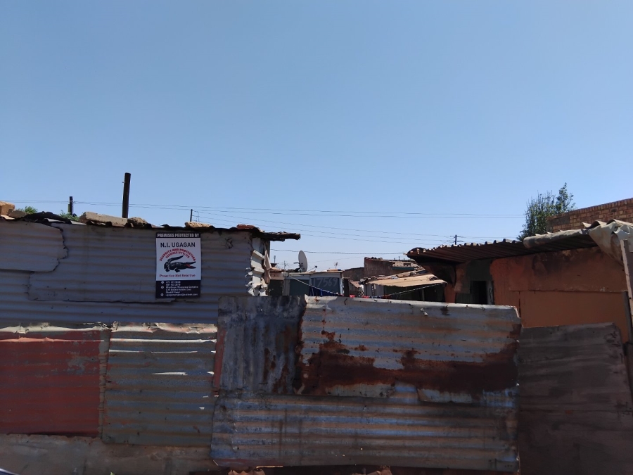  Bedroom Property for Sale in Duduza Gauteng