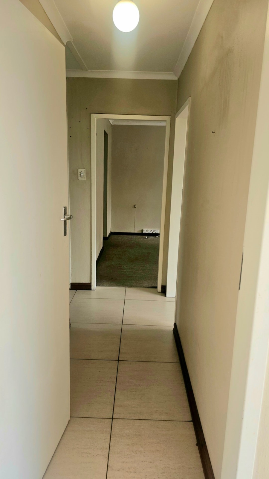 To Let 2 Bedroom Property for Rent in Bryanston Gauteng
